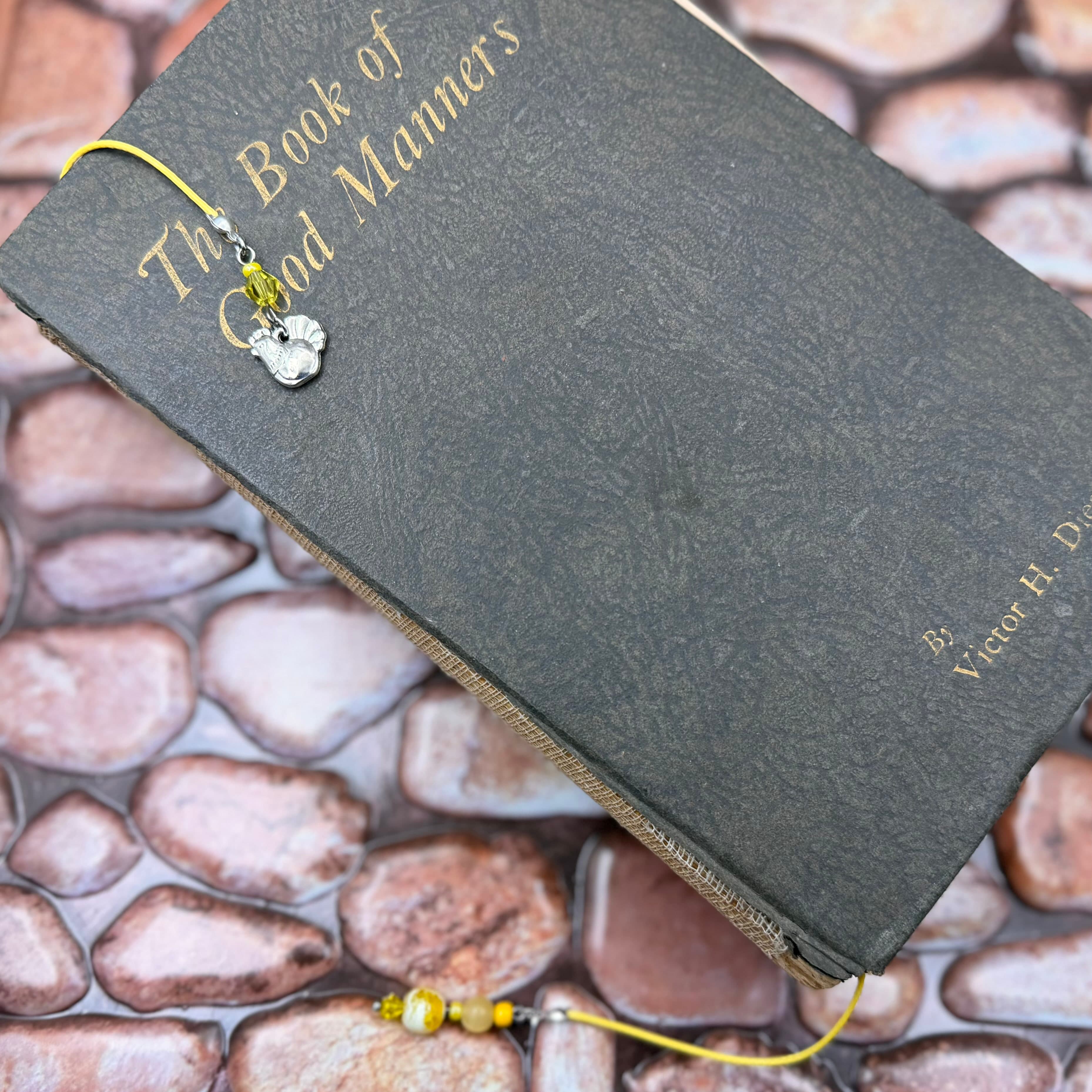 Yellow Hen Bookmark โ photo 3