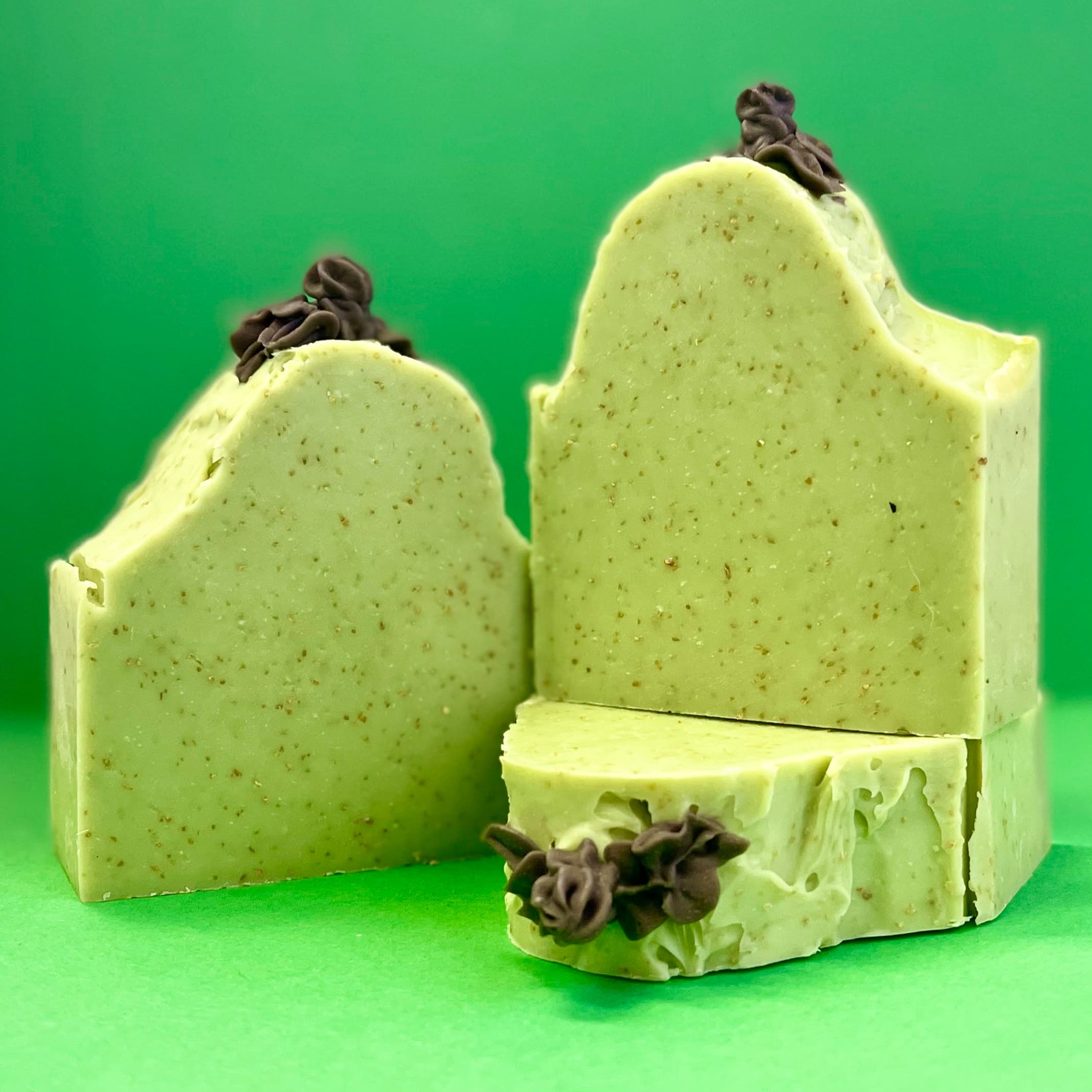 Gizmo's Green Anjou Pear β Ambassador Soap Bars